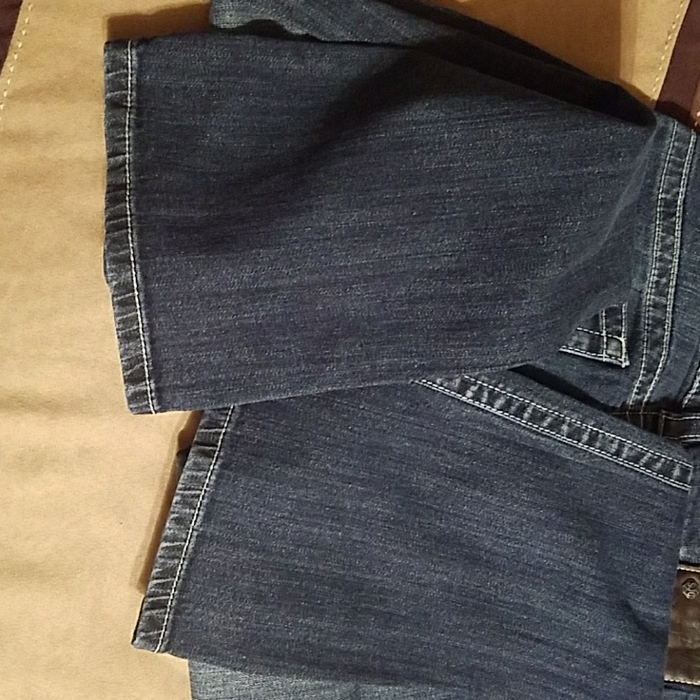 Jeans - Picture 2 of 5